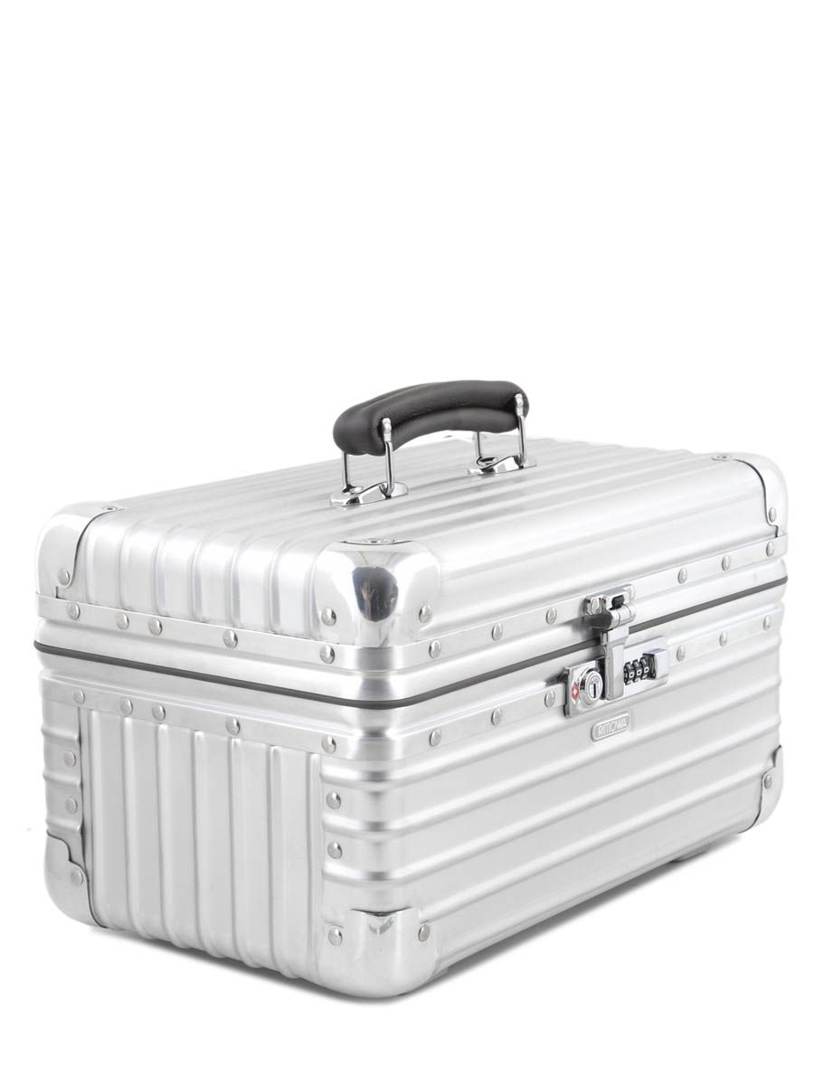 rimowa beauty case price